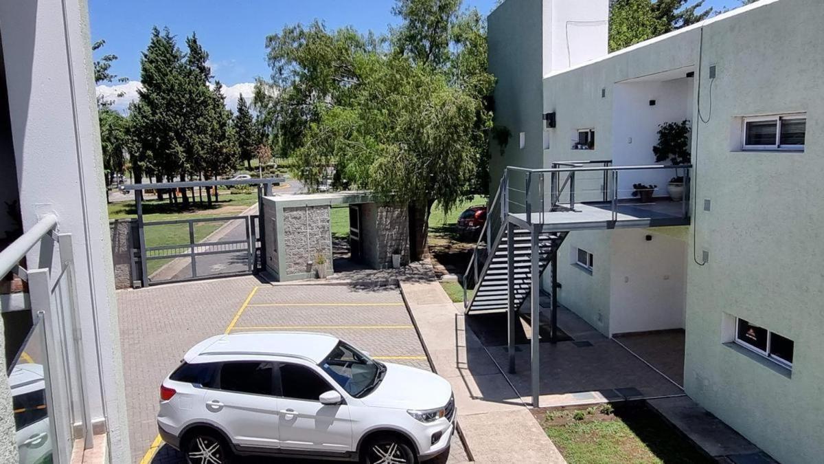 Departamento Temporario - Barrio San Isidro Villa Allende Εξωτερικό φωτογραφία